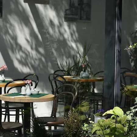 Hotel At The White Lily Prague