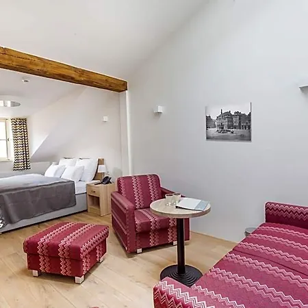 At The White Lily Hotel Praga