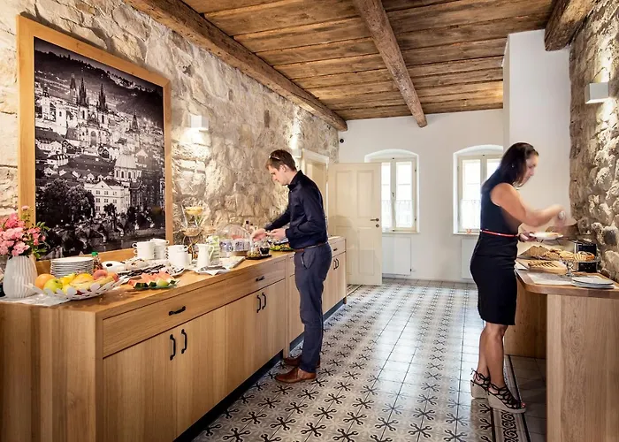 Hotel At The White Lily Praha