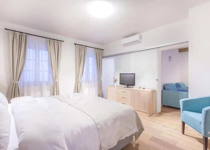 Hotel At The White Lily Praha