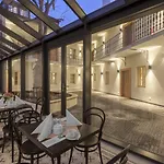 At The White Lily 4*